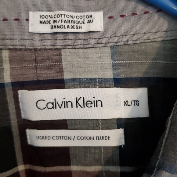 Calvin Klein Men's Casual Button Down - Picture 3 of 3